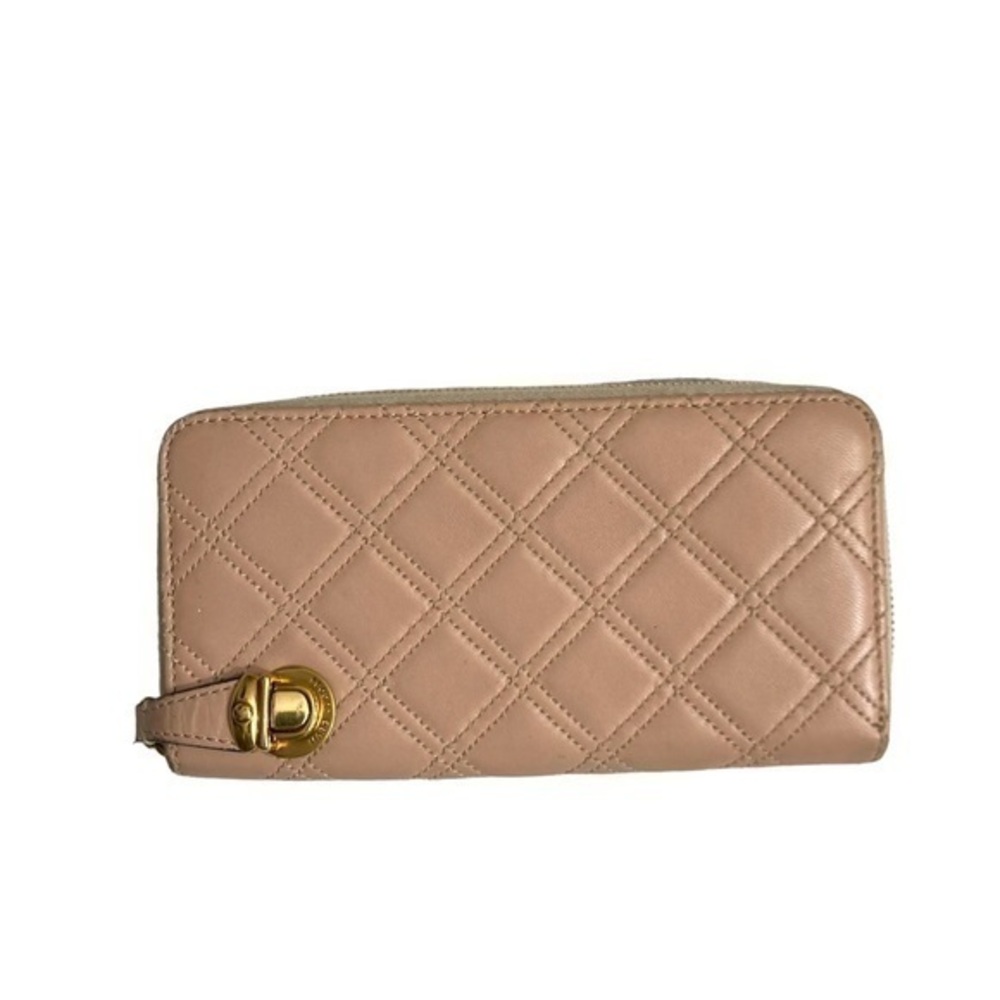 Marc jacobs made in Italy pink quilted clutch wallet